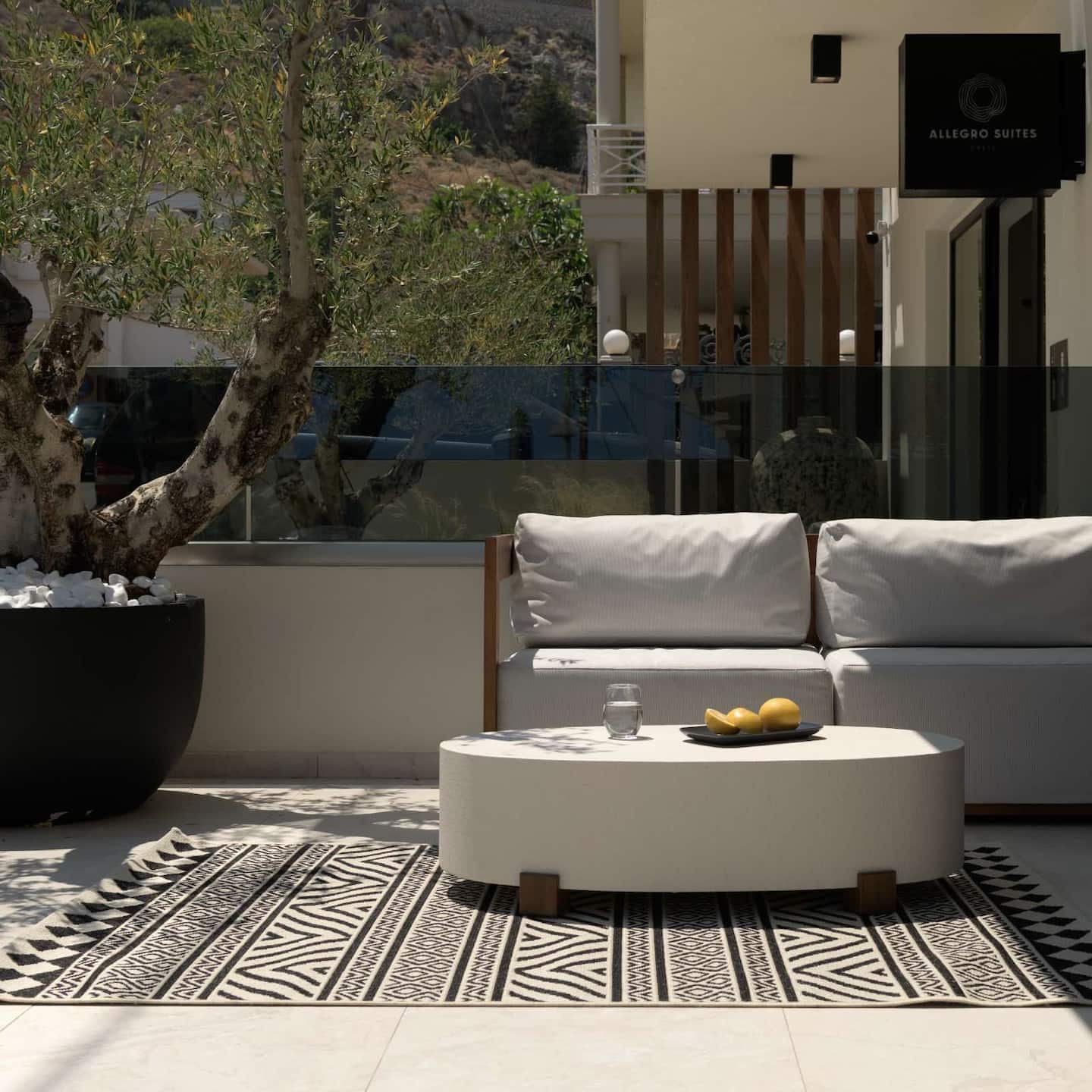 Junior Suite – Ground Level — 3