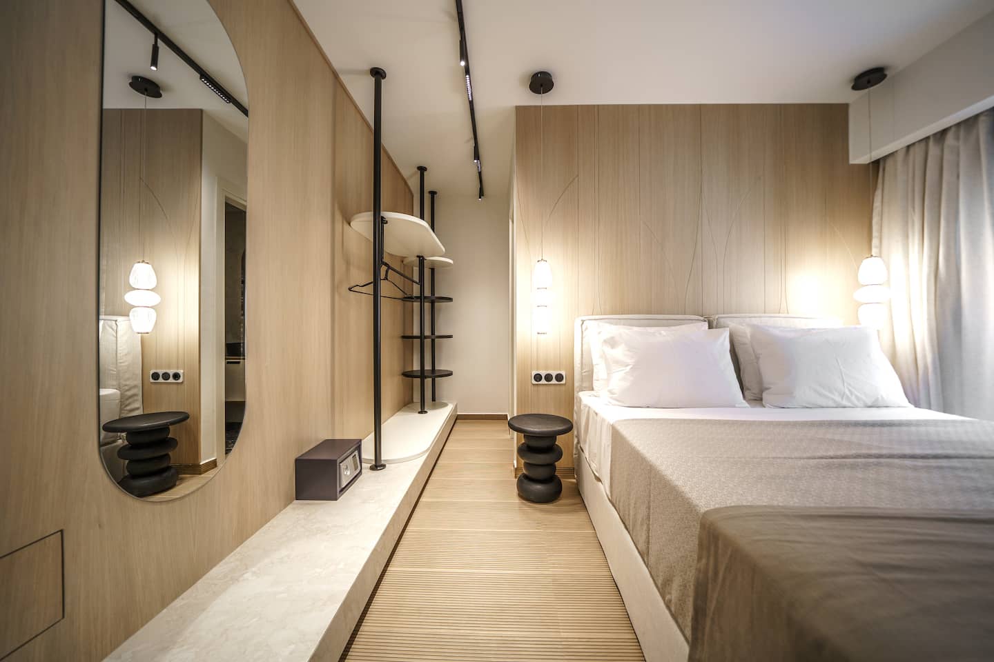 Superior Suite – Lower Level — 12