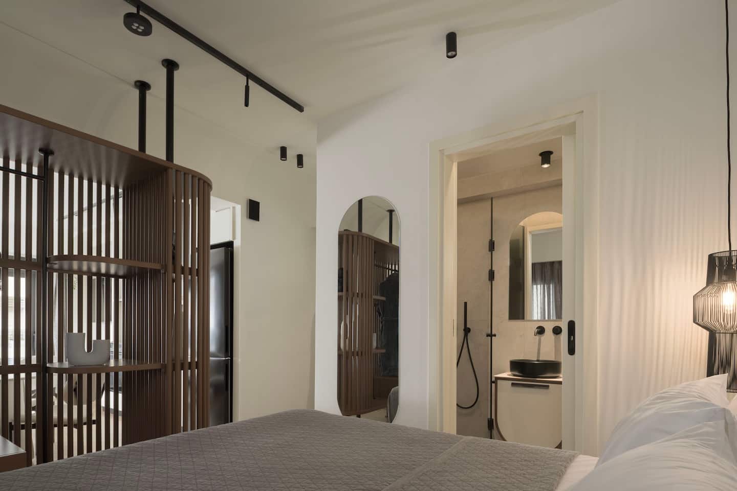 Junior Suite with Side Sea View — 2