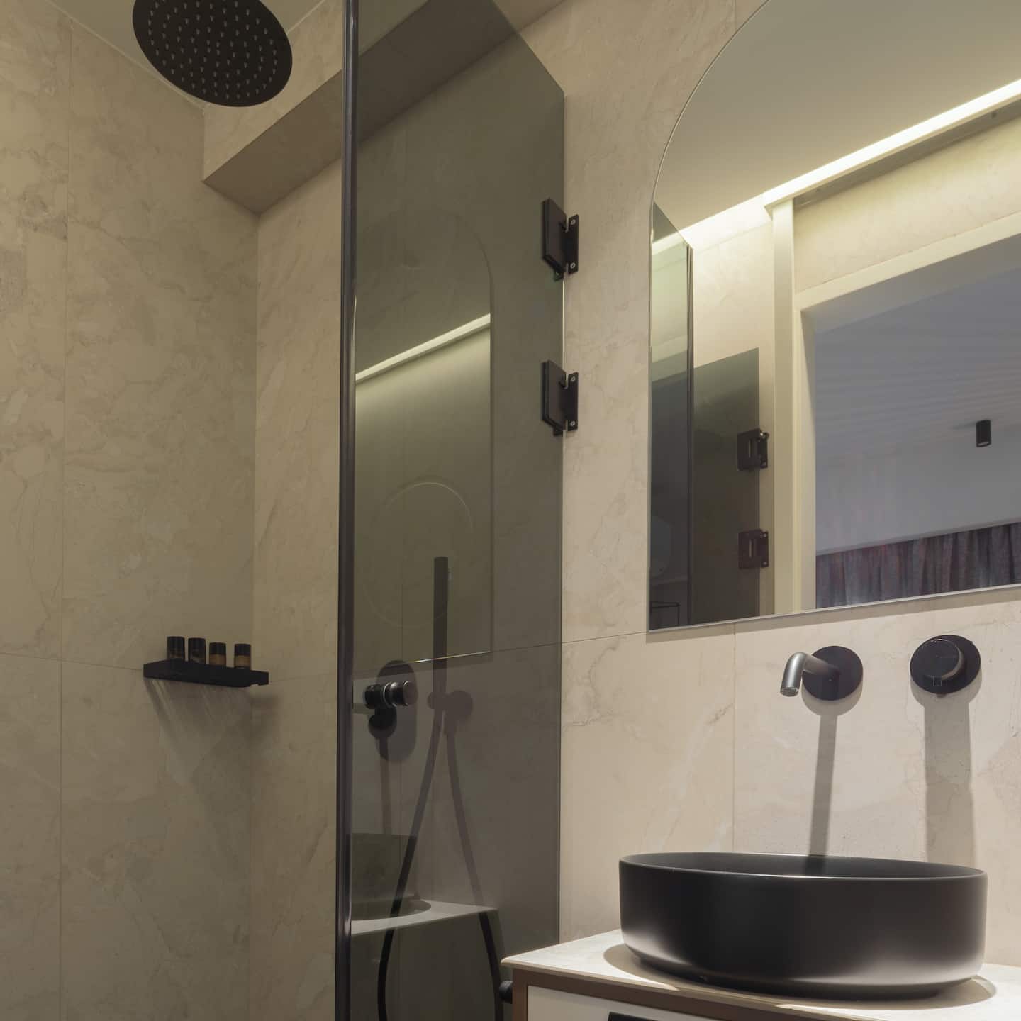 Junior Suite – Ground Level — 10